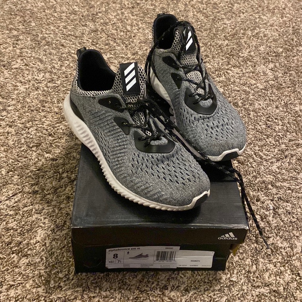Adidas alphabounce size 8
